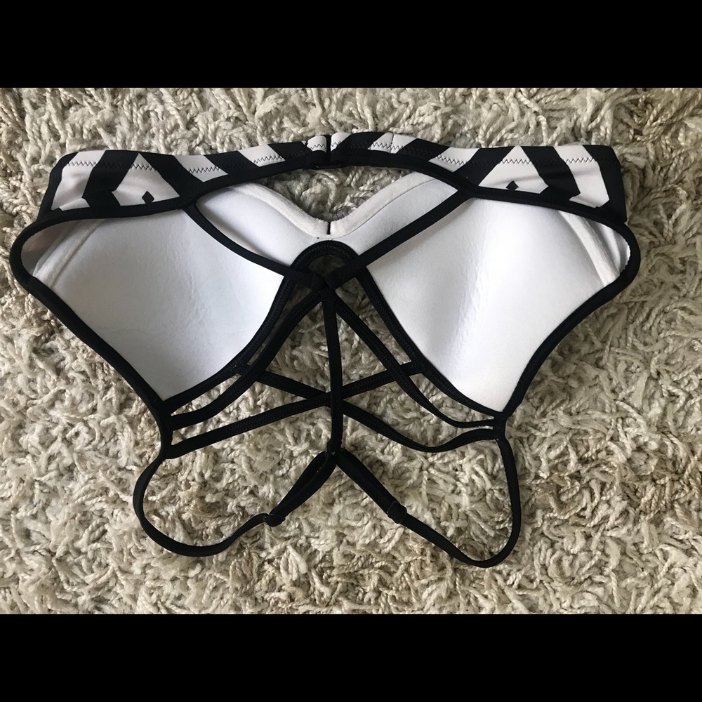 Bathing suit top - Picture 2 of 2